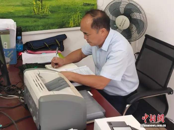 老山界下,一位基层党员的“九分答卷”