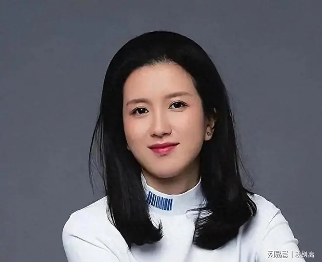 三年套现15亿,卖掉摩拜单车的创始人胡玮炜,竟然活成了这样!