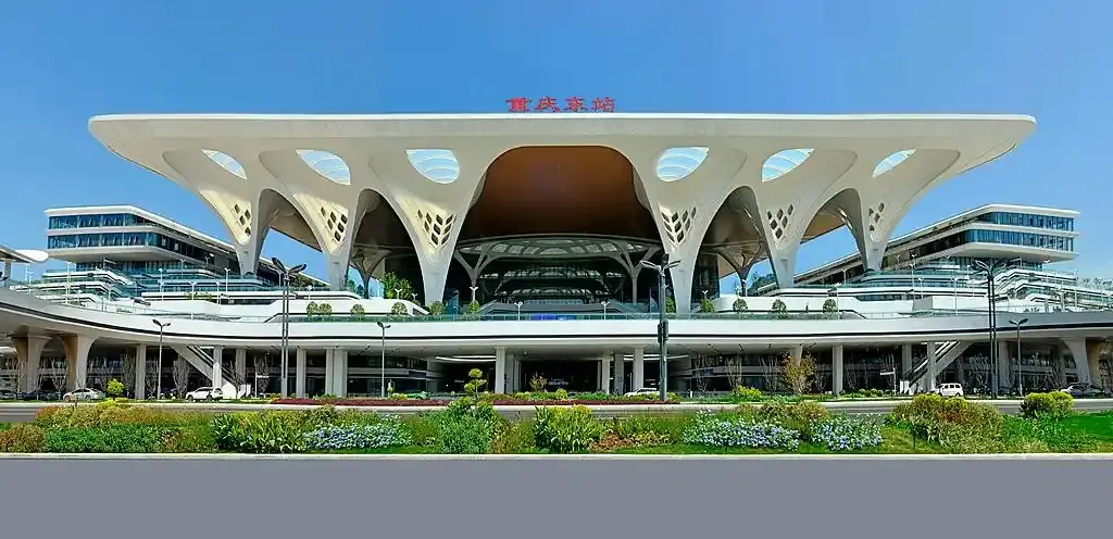 基建狂魔!印媒感慨中国38个月建成世界最大火车站