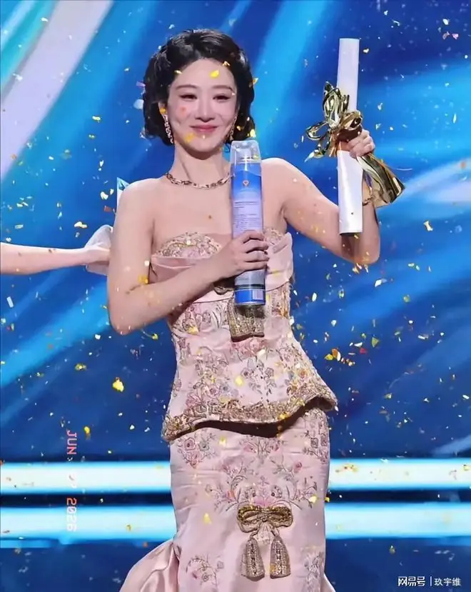 宋丹丹:我对不起杨紫,没想到她会这么红!杨紫:你永远是我妈妈