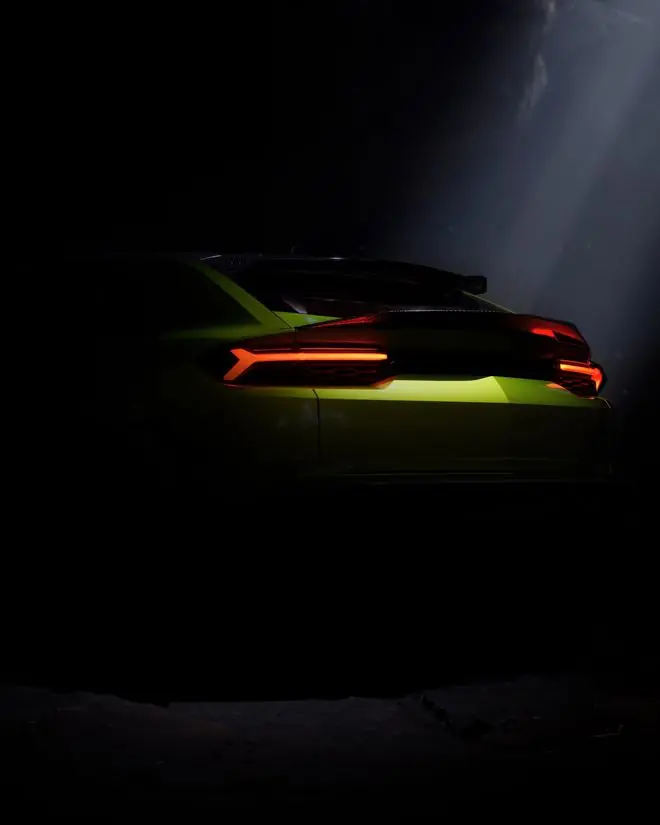 兰博基尼预告高性能版Urus,有望首次冲破800匹马力