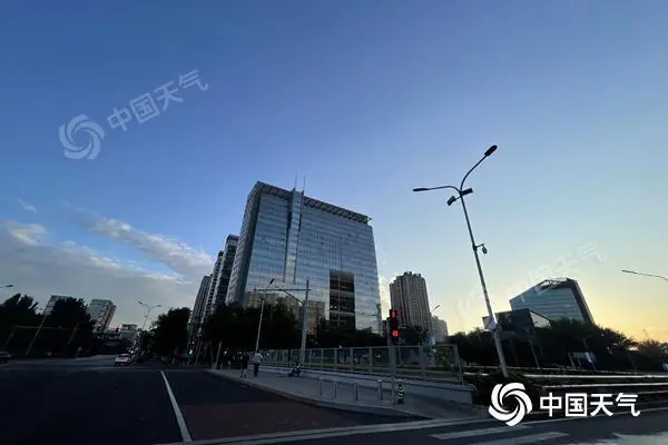 今日小暑北京天气炎热最高温31℃ 仍有雷雨天气出没