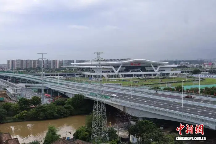 东鄱路北延线正式通车 织密广湛高铁佛山站交通脉络