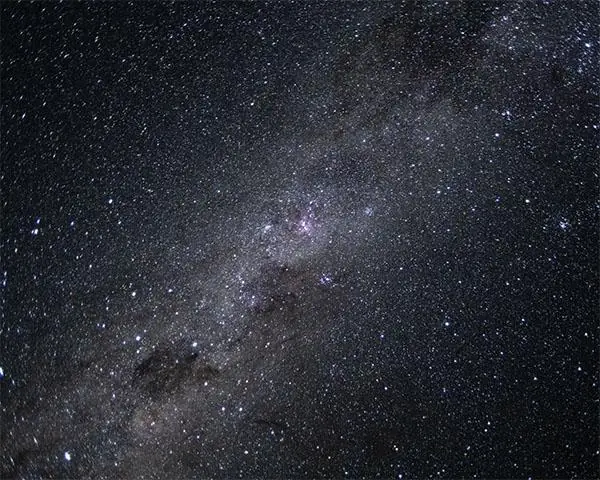 一张拍摄于2026年4月的银河系照片