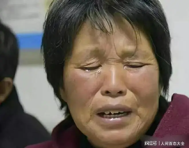 大妈揣80万去儿子家住一周,7天吃咸菜,孙子:等你走了吃煎牛排