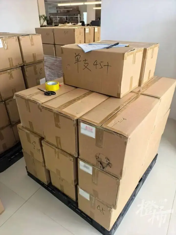 直播间疯抢的300多元“澳洲原装进口品”,成本仅40元,在广州代工