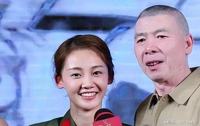 冯小刚直言:她太能装了,永远红不了,更别说拿奖了,她是谁?