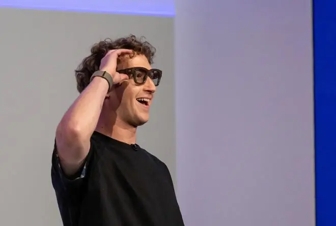 Meta出新招:若智能眼镜隐私指示灯被人为破坏,就自动关闭摄像头