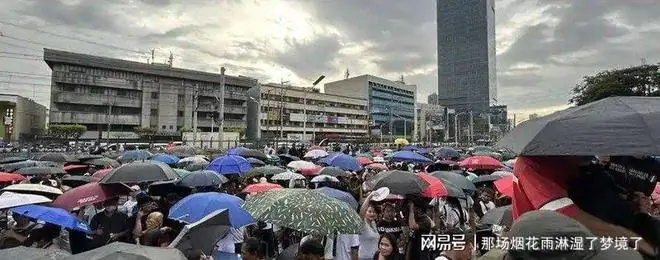 被中方制裁的特奥多罗,用一封密令,把菲驻华武官全部召回