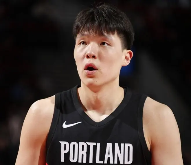 NBA夏联:开拓者遭太阳16分逆转 杨瀚森12+9+4马卢阿奇19+11