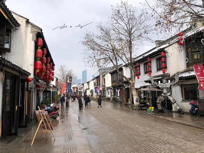 中国“最爱吃甜”的城市?游客第一次去吃饭差点崩溃:难以下咽