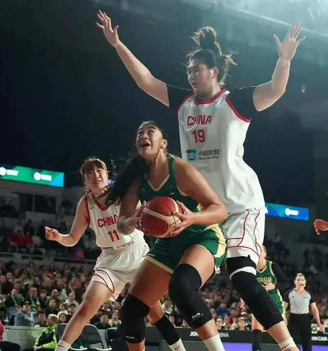 一场82-84!揪出中国女篮最大水货,表现太差了!宫鲁鸣或弃用!