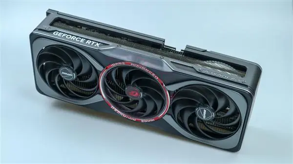 英伟达要出RTX 5090 SE新型号!补齐RTX 50系列高端产品线空缺
