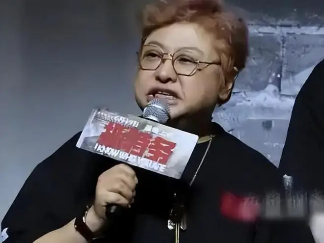 德不配位难立足,“走个面儿”后,韩红《天路》演唱又惹争议