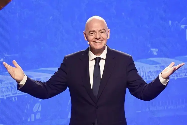 国际足联主席或面临投诉,被指与特朗普私人关系过密