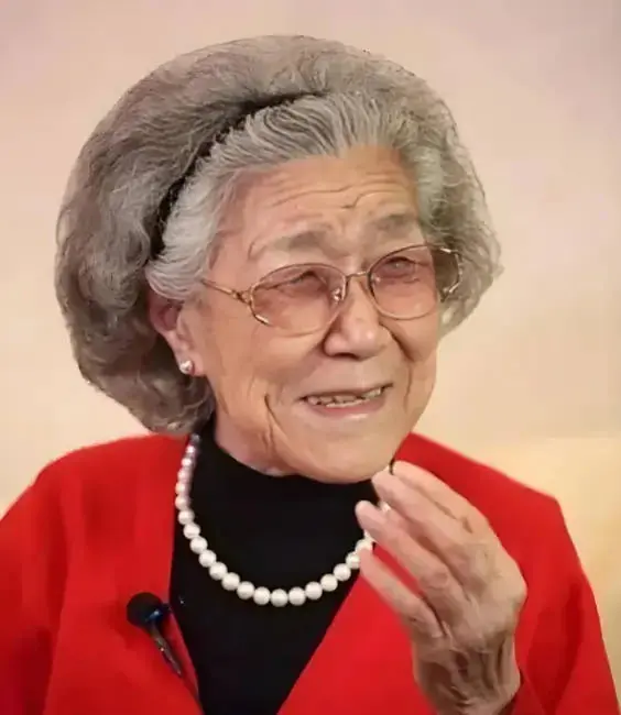 87 版《红楼梦》主创集体悼念沙玉华 欧阳奋强邓婕送别刘姥姥