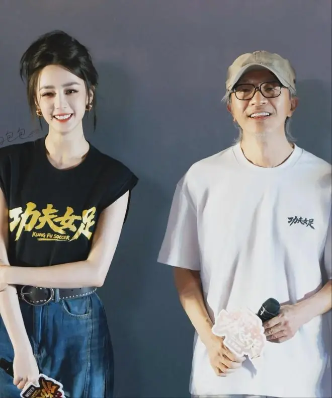 星爷笑醒，黑子开心早了，《女足》开分6.6票房仍狂飙，两天狂揽5亿，预测狂至25亿