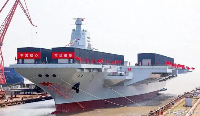 美国最担心之事发生,中国开启爆兵模式,活成了自己曾羡慕的样子
